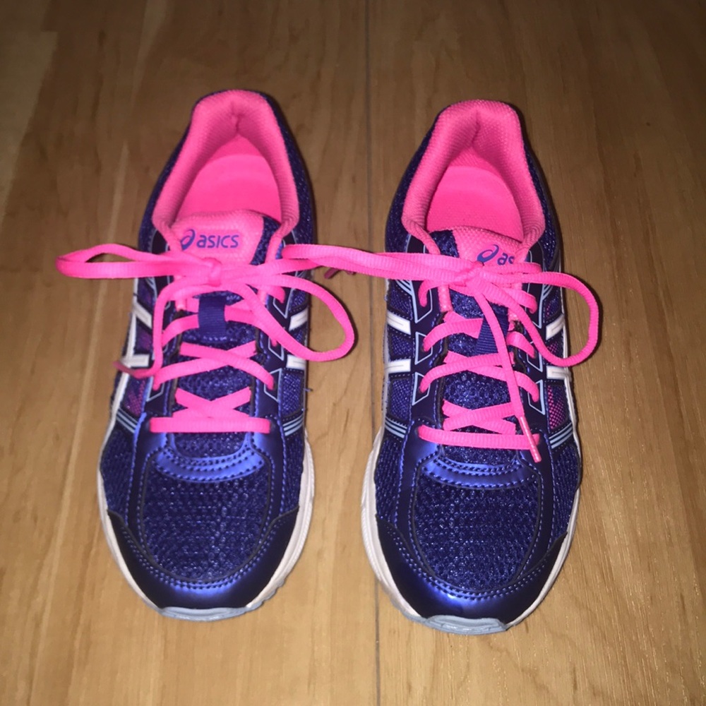 Running sneakers